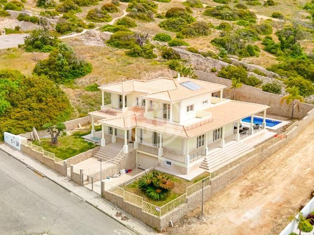 Vivenda venda em Albufeira e Olhos de Água, Albufeira
