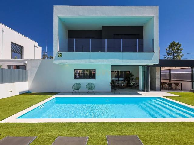 Casa alugar em Almada, Setúbal