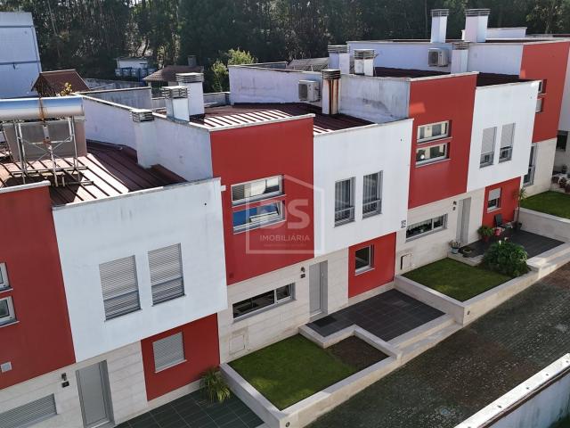 Vivenda venda em Marinheiros, Leiria