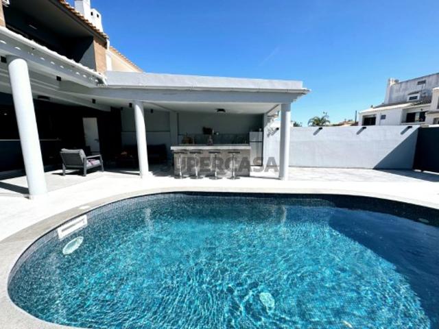 Casa venda em Albufeira e Olhos de Água, Albufeira