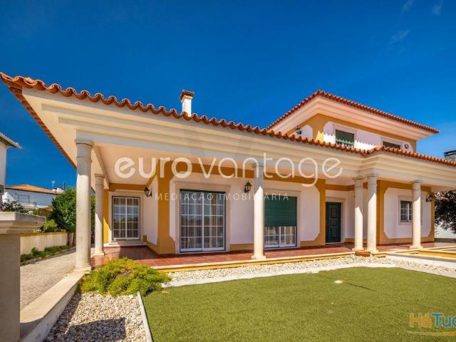 Casa venda em Marinha Grande, Leiria