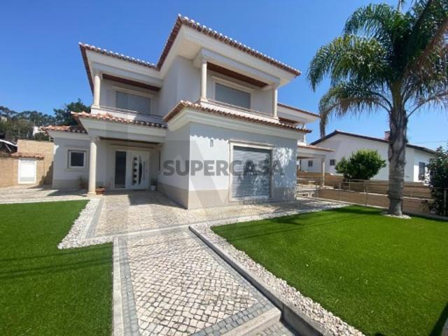 Casa venda em Pederneira, Valado Dos Frades