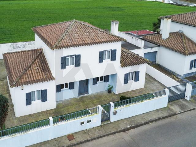 Casa venda em Açores, Ribeira Grande