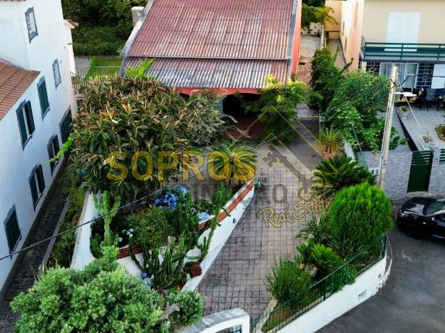 Casa venda em Porto Martins, Praia da Vitória