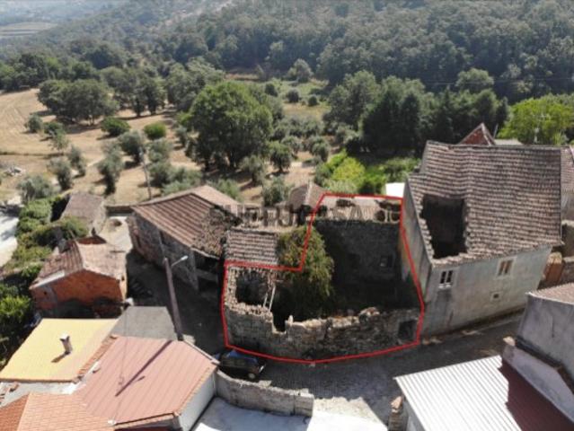 Casa venda em Penalva Do Castelo, Viseu