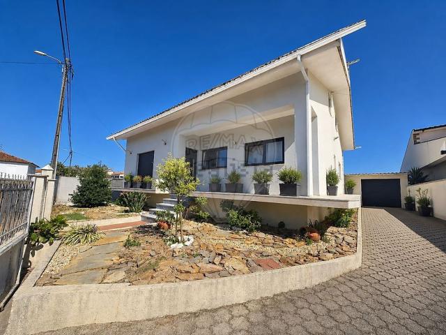 Casa venda em Bitarães, Porto