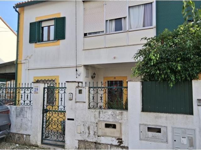 Casa venda em Cacilhas, Almada
