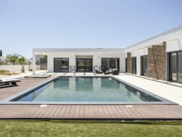 Casa venda em Olhão, Quelfes