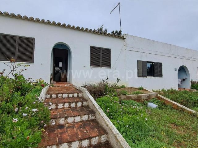 Vivenda venda em Albufeira e Olhos de Água, Albufeira