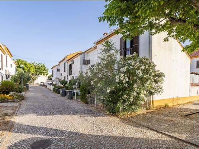 Casa venda em Azeitão (São Lourenço e São Simão), Setúbal