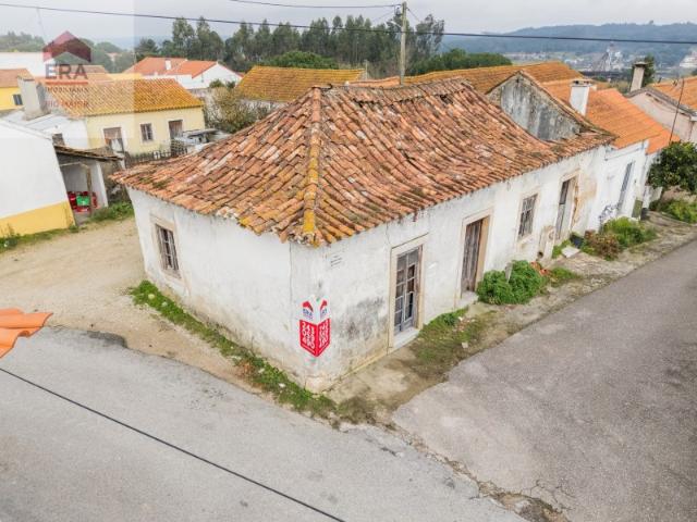 Terreno venda em Rio Maior, Santarém