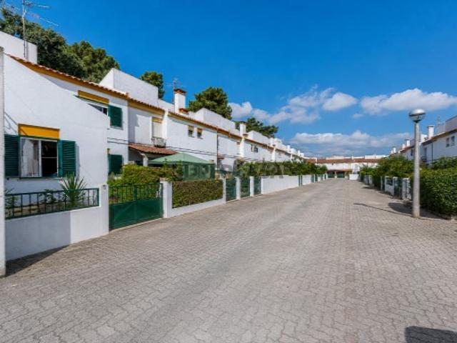Casa venda em Azeitão (São Lourenço e São Simão), Setúbal
