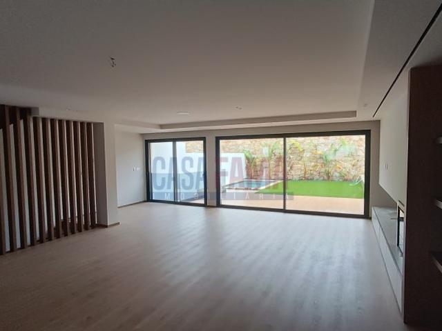 Casa venda em Merelim (São Pedro) e Frossos, Braga
