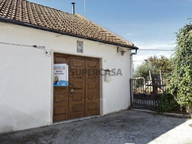 Casa venda em Almoster, Santarém