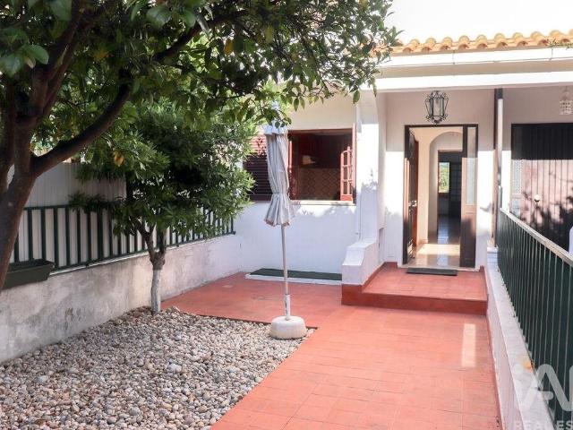 Vivenda venda em Albufeira e Olhos de Água, Albufeira