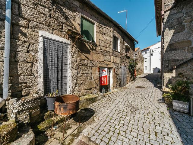 Casa venda em Castelo Branco, Caria