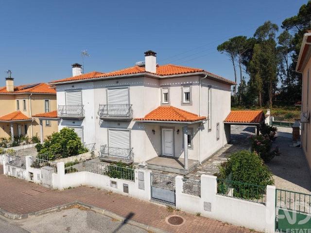Vivenda venda em Carregal Do Sal, Viseu