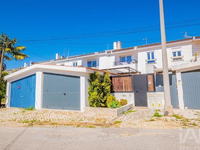 Vivenda venda em Almada, Setúbal