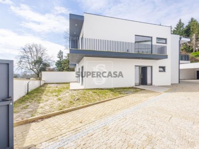 Casa venda em Sobretâmega, Porto