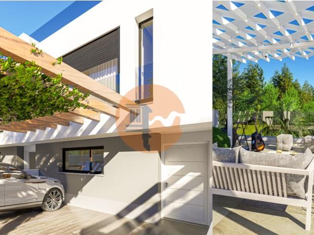 Casa venda em Alto do Calhau, Faro