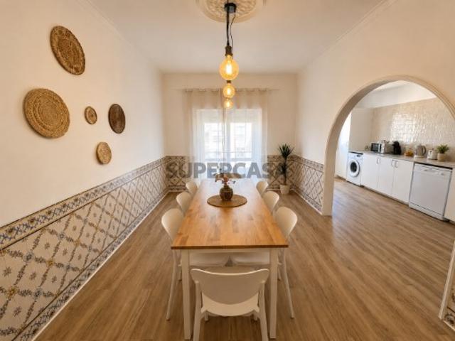 Casa venda em Quinta da Barriga, Almada