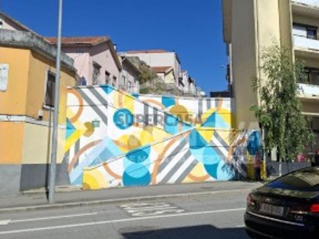 Casa venda em Porto, Montebelo