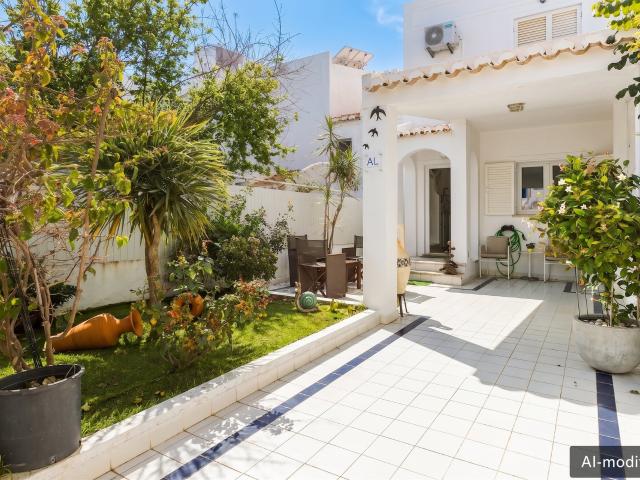 Vivenda venda em Montechoro, Albufeira