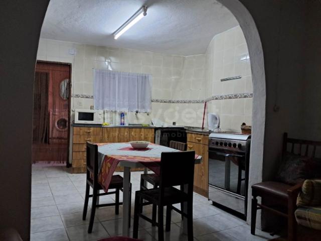 Casa venda em Couto Do Mosteiro, Viseu