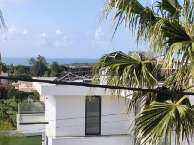 Casa venda em Albufeira e Olhos de Água, Albufeira