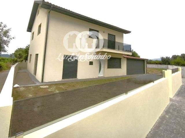 Casa venda em Cossourado, Arcozelo