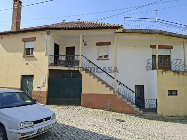 Casa venda em Vila Flor, Bragança