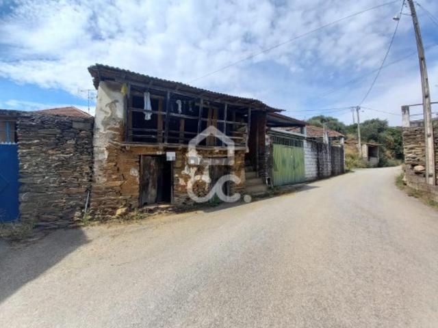 Casa venda em Argeriz, Vila Real