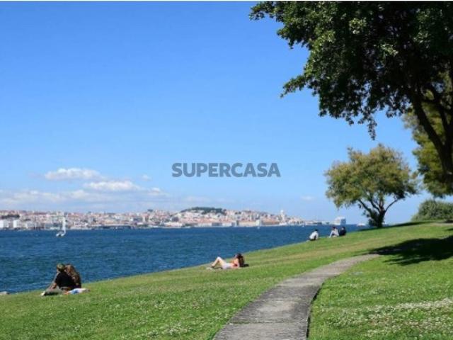Casa venda em Almada, Setúbal