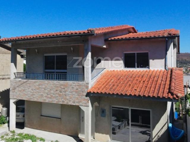 Casa venda em Negreiros e Chavão, Barcelos