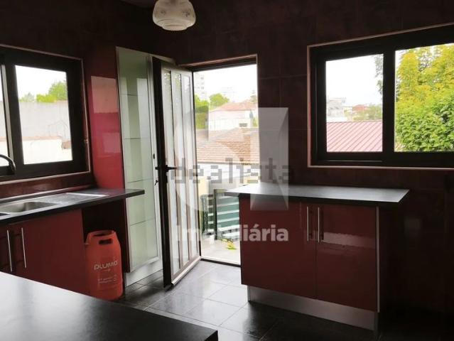 Casa alugar em Conjunto Urbano da Ribeira, Porto