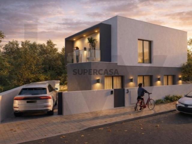 Casa venda em Rio Maior, Santarém