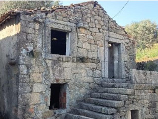 Casa venda em Guarda