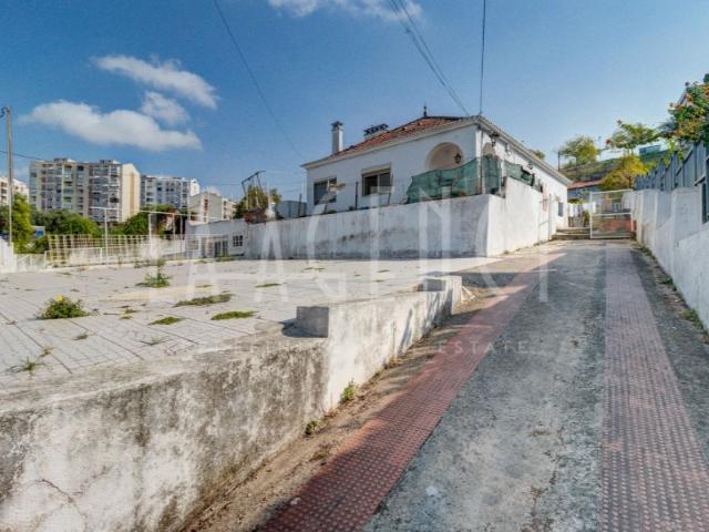 Casa venda em Bairro dos CTT, Odivelas