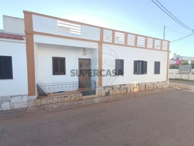 Casa venda em Ribeira de Alte, Albufeira