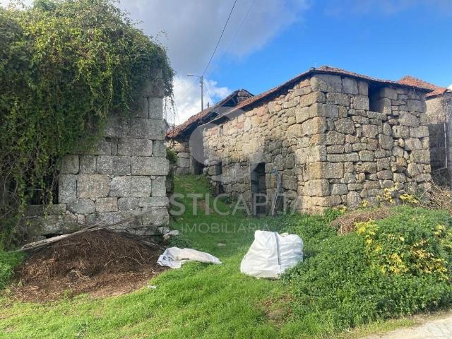 Quinta venda em Paredes de Viadores, Porto