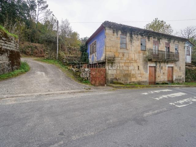 Casa venda em Campo do Souto, Melgaço