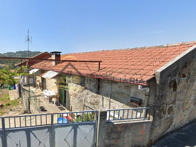 Casa venda em Devezinha, Fafe