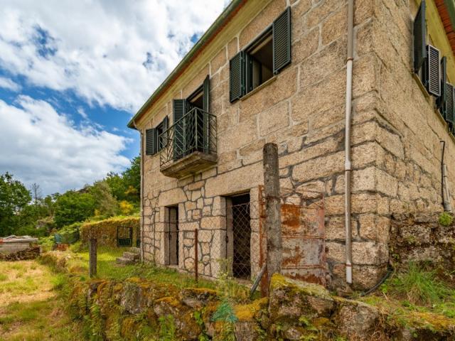 Casa venda em Junto, Grovelas São João Evangelista