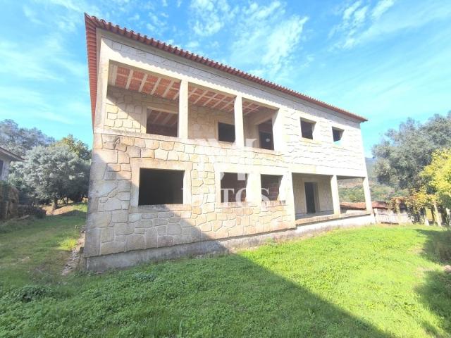 Casa venda em Foio, Boalhosa