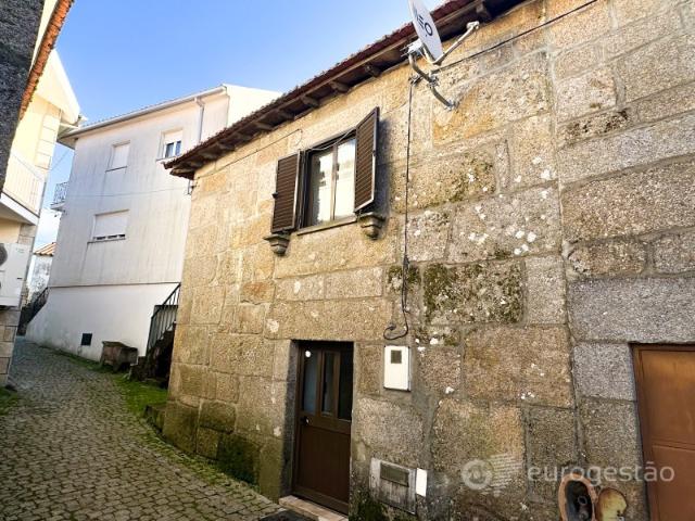 Casa venda em Penude de Baixo, Lamego