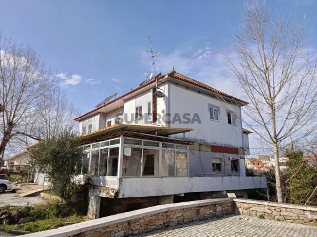 Casa venda em Guarda