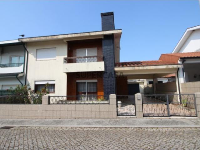 Casa venda em Maia, Guardeiras