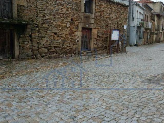 Casa venda em Torre De Moncorvo, Bragança