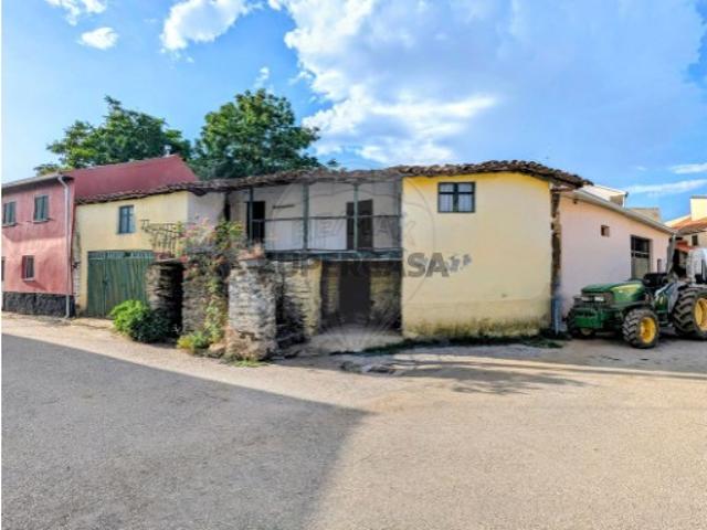 Casa venda em Sezulfe, Lamas