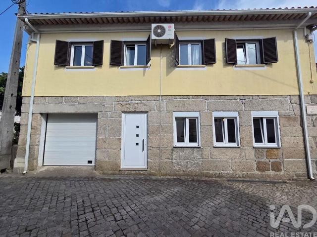 Casa venda em Couto Do Mosteiro, Viseu